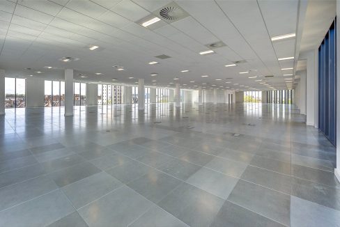 TEV250015_08.jpg