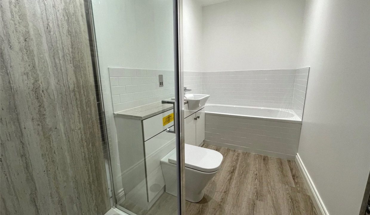 ALN250120_04.jpg