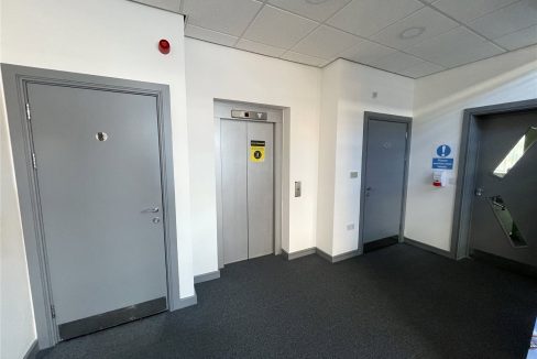 CMR250074_11.jpg