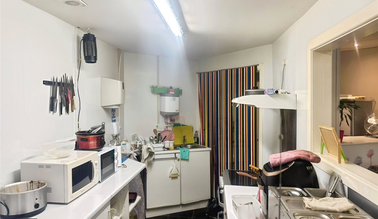 DRH240142_14.jpg