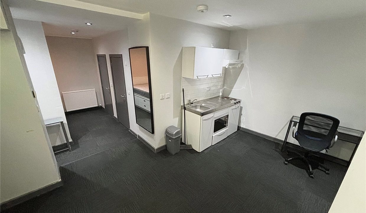 DRH210194_06.jpg