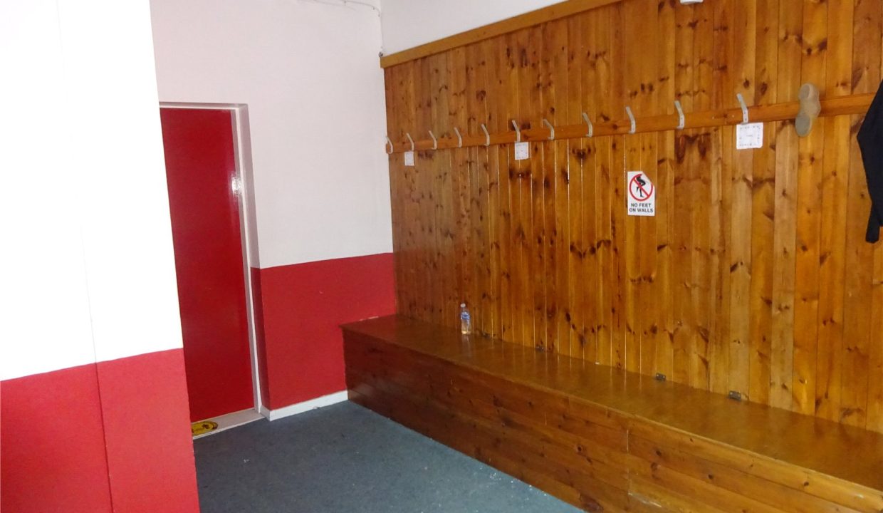 SND240080_05-1.jpg