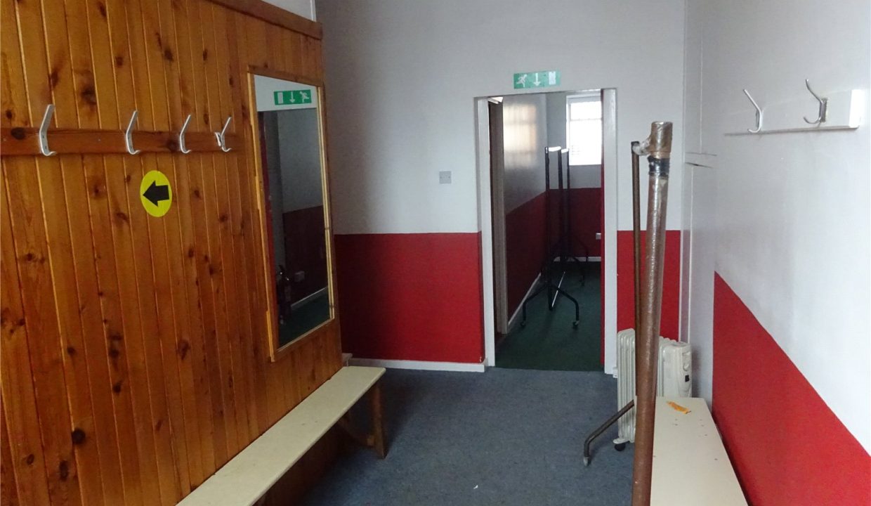 SND240080_06-1.jpg