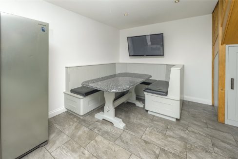DRH230228_03.jpg