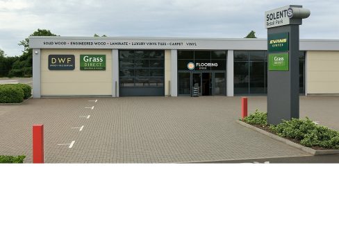 CMR260156_01.jpg