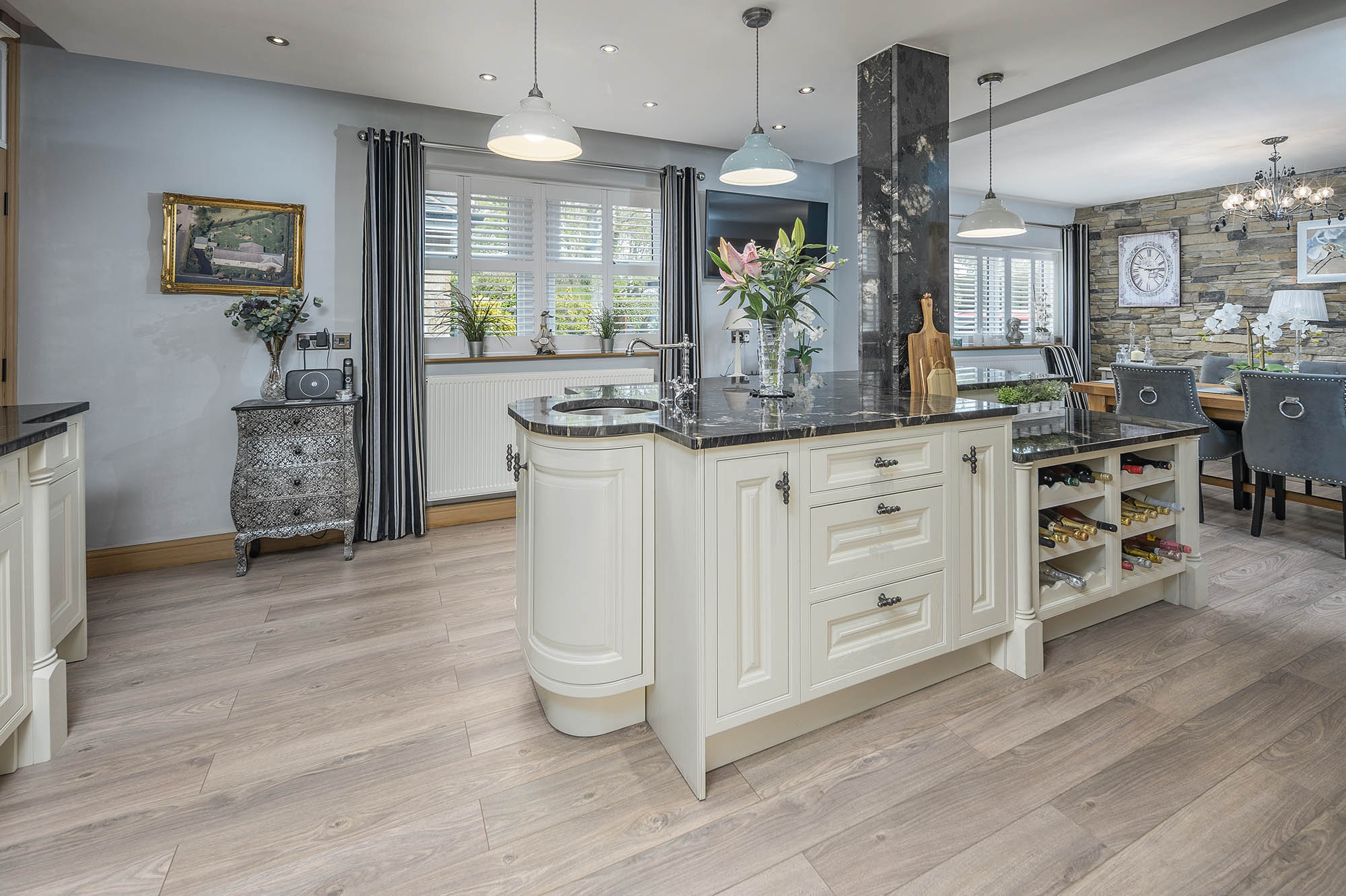 Kitchen-3-WEB.jpg