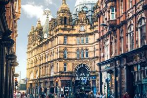STRIKE WHILE THE IRON IS HOT- Why Leeds is hotspot for investment