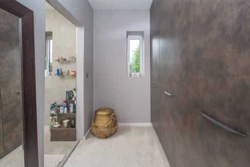 DRH210150_76.jpg