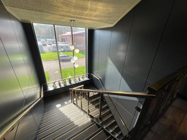 NUT240036_10.jpg