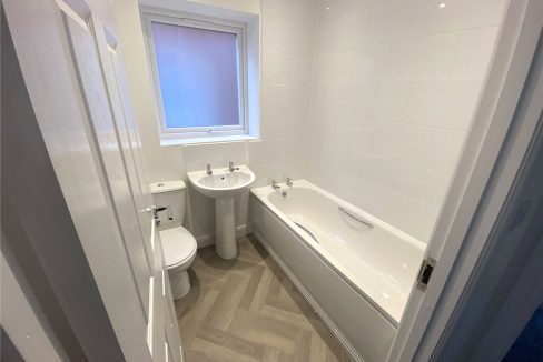 DRH250300_05.jpg
