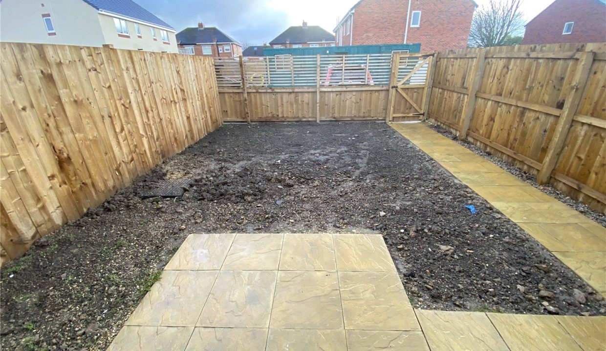 DRH250300_09.jpg