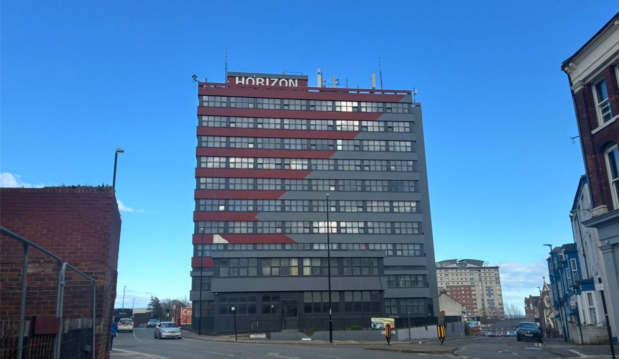 SND260070_09.jpg