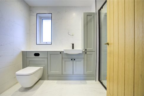 DRH260100_22.jpg