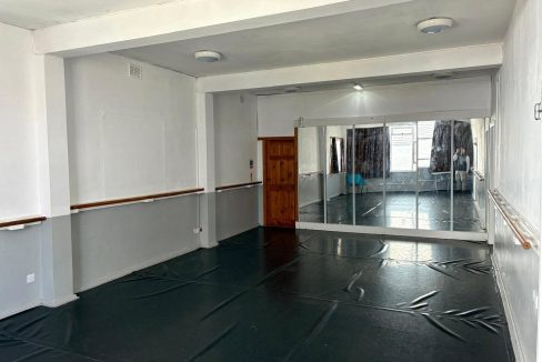 SND260121_02.jpg