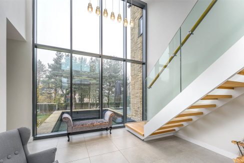 DRH220189_02.jpg