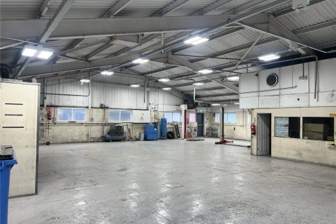CMR260231_04.jpg